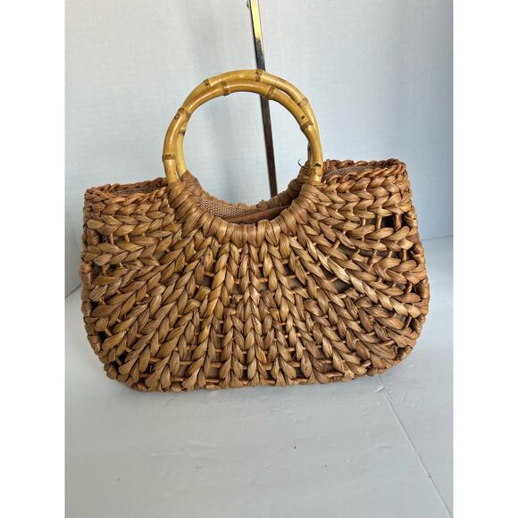 NEW Women’s Rectangular Style Woven Rattan Handbag - Picture 4 of 9